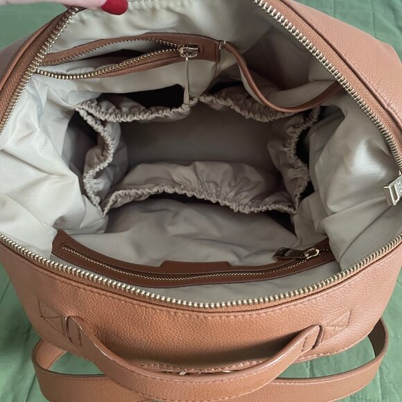 Mina Baie Stevie Full Backpack (Vegan) Includes dust bag - Picture 9 of 11